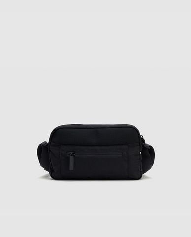  URBAN REVIVO - Túi đeo chéo unisex phom chữ nhật hiện đại 