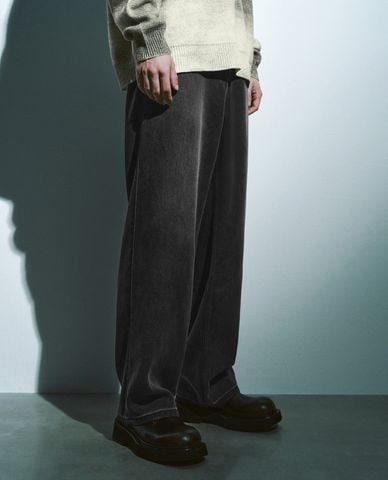  URBAN REVIVO - Quần jeans nam ống đứng năng động Straight 