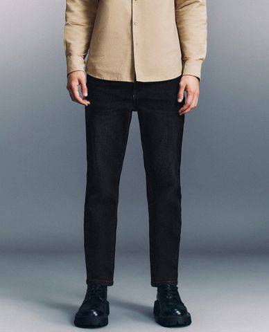  URBAN REVIVO - Quần jeans nam ống đứng hiện đại Regular 