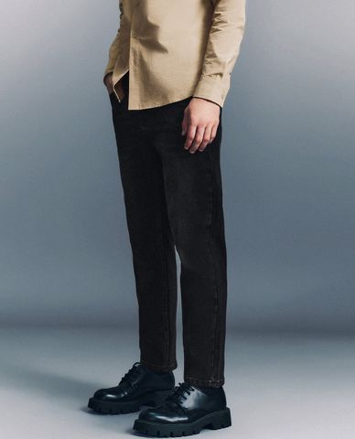  URBAN REVIVO - Quần jeans nam ống đứng hiện đại Regular 