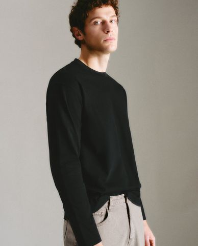  URBAN REVIVO - Áo thun nam cổ tròn tay dài 