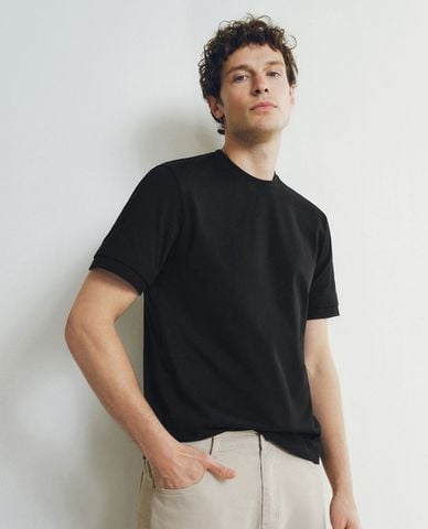  URBAN REVIVO - Áo thun nam cổ tròn tay ngắn hiện đại 