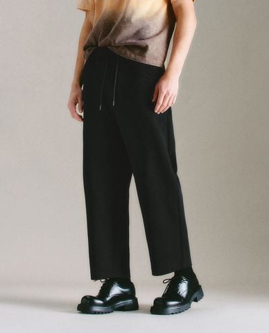  URBAN REVIVO - Quần nam ống rộng phối lưng thun 