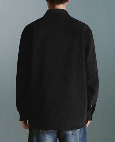  URBAN REVIVO - Áo sơ mi nam cổ bẻ tay dài Bottom Up Loose 