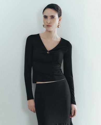  URBAN REVIVO - Áo sơ mi nữ cổ V tay dài thanh lịch 