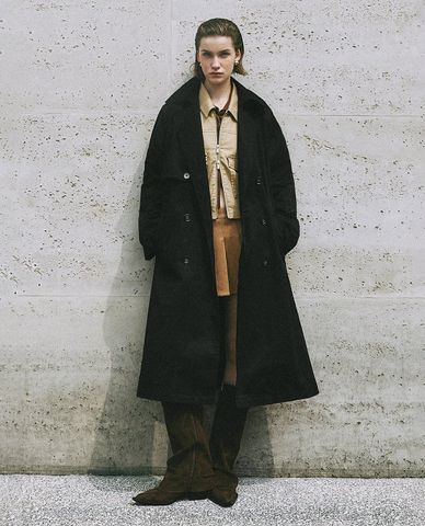  URBAN REVIVO - Áo khoác măng tô nữ dáng dài Straight 