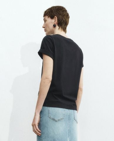  URBAN REVIVO - Áo thun nữ cổ tròn tay ngắn trẻ trung 