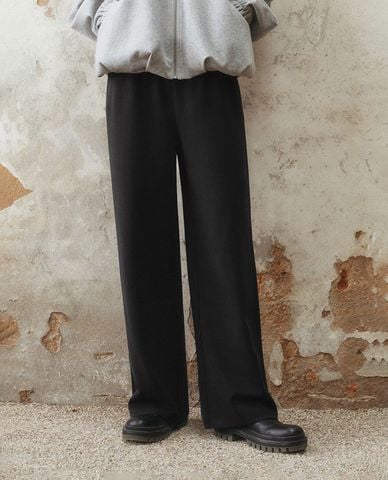  URBAN REVIVO - Quần nữ ống rộng lưng thun 