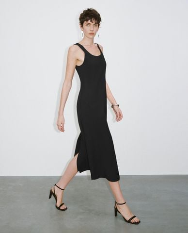  URBAN REVIVO - Đầm sát nách midi cổ chữ U A-Line 