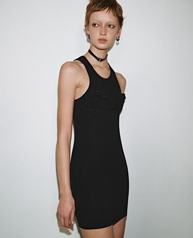  URBAN REVIVO - Đầm sát nách mini phối bèo 