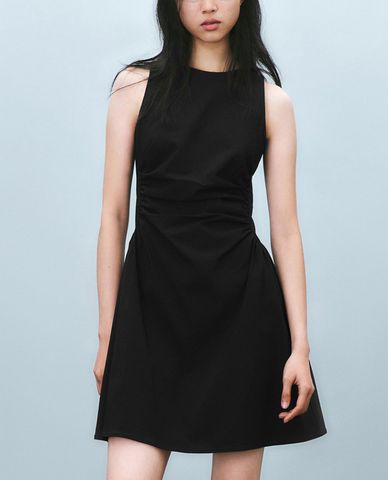  URBAN REVIVO - Đầm sát nách mini chữ A thời trang 