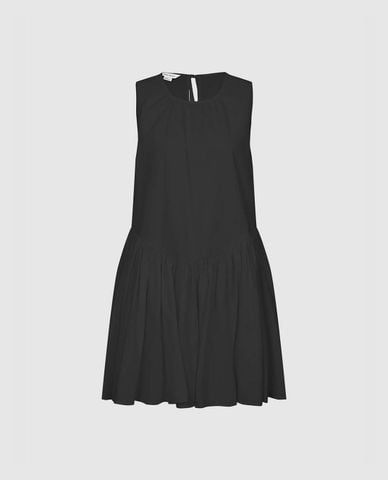  URBAN REVIVO - Đầm sát nách mini cổ tròn hiện đại 