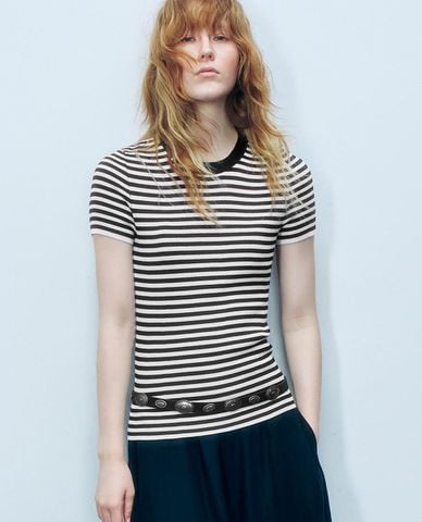  URBAN REVIVO - Áo thun nữ cổ tròn tay ngắn Striped 