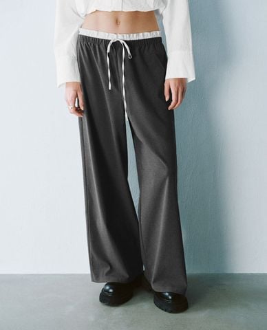  URBAN REVIVO - Quần nữ ống rộng lưng thun hiện đại 