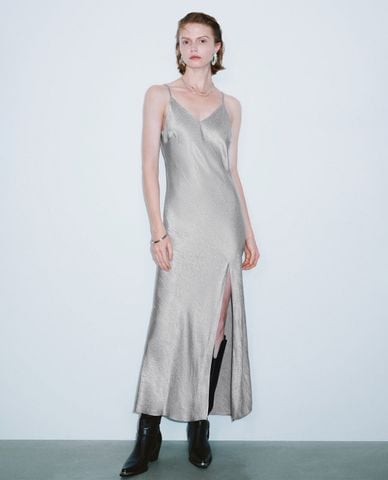  URBAN REVIVO - Đầm hai dây midi xẻ tà thời thượng 