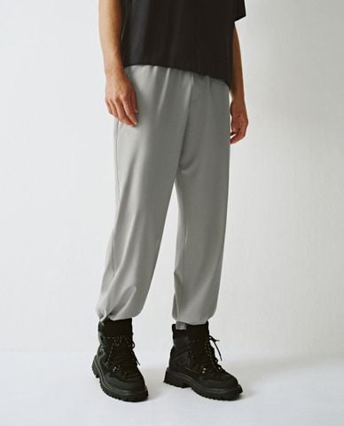  URBAN REVIVO - Quần jogger nam lưng thun phối dây rút 