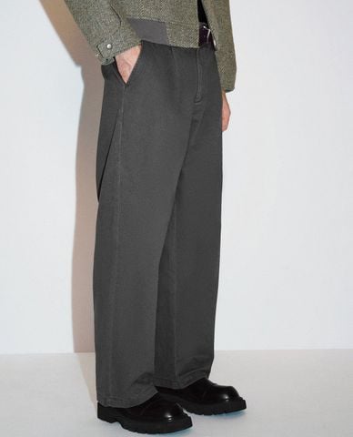  URBAN REVIVO - Quần nam ống đứng hiện đại 