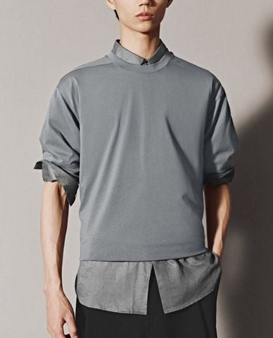  URBAN REVIVO - Áo thun nam cổ tròn tay ngắn 