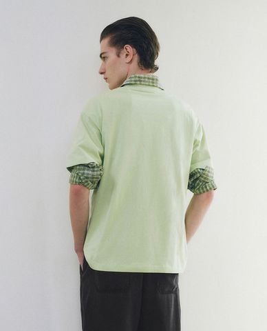  URBAN REVIVO - Áo thun nam cổ tròn in hình thời trang 