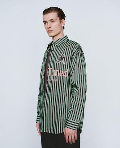  URBAN REVIVO - Áo sơ mi nam tay dài kẻ sọc 