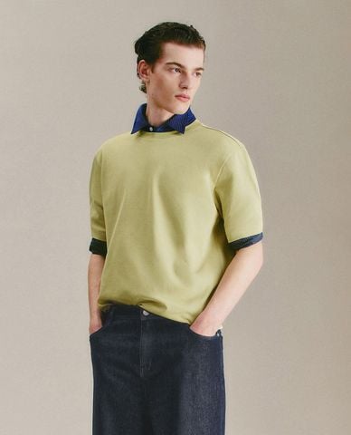  URBAN REVIVO - Áo thun nam cổ tròn tay ngắn 