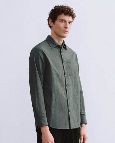  URBAN REVIVO - Áo sơ mi nam cổ bẻ tay dài Button Up Loose 