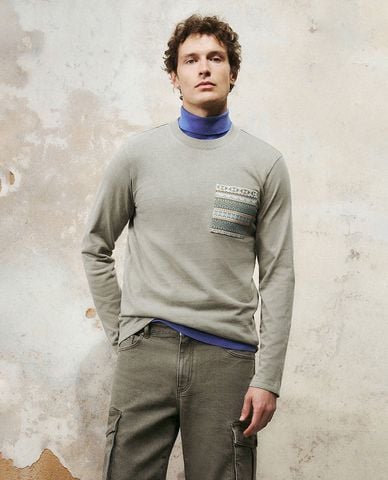  URBAN REVIVO - Áo thun nam cổ tròn tay dài 