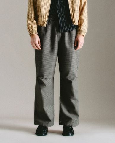  URBAN REVIVO - Quần nam ống rộng lưng thun cá tính 