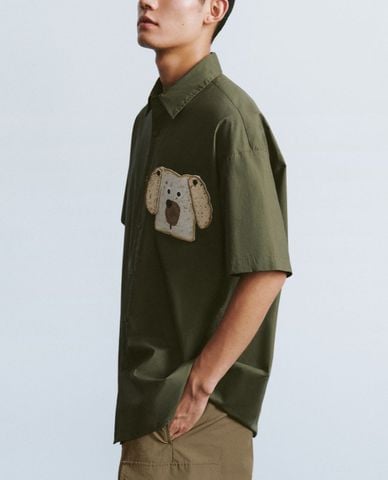  URBAN REVIVO - Áo sơ mi nam cổ bẻ tay ngắn Printed Button Up Straight 