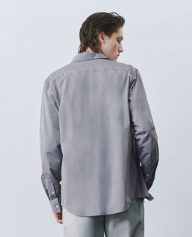  URBAN REVIVO - Áo sơ mi nam cổ bẻ tay dài 