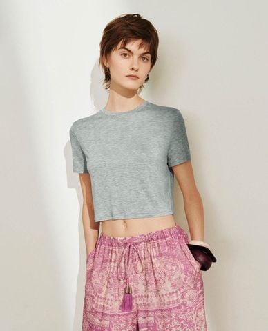  URBAN REVIVO - Áo croptop nữ cổ tròn tay ngắn 