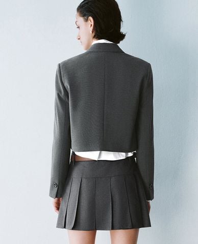  URBAN REVIVO - Áo khoác blazer nữ phom croptop 