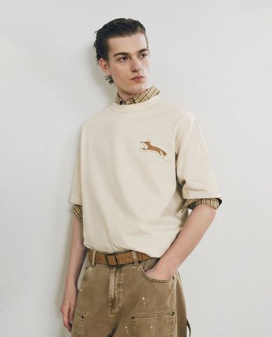  URBAN REVIVO - Áo thun nam cổ tròn tay ngắn in hình 