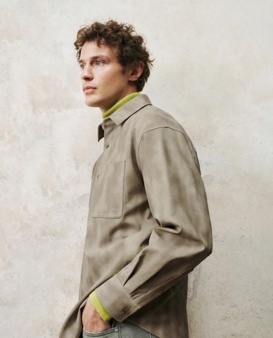  URBAN REVIVO - Áo sơ mi nam cổ bẻ tay dài thanh lịch 