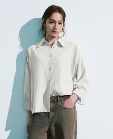  URBAN REVIVO - Áo sơ mi nữ cổ bẻ tay dài Button Up Loose 