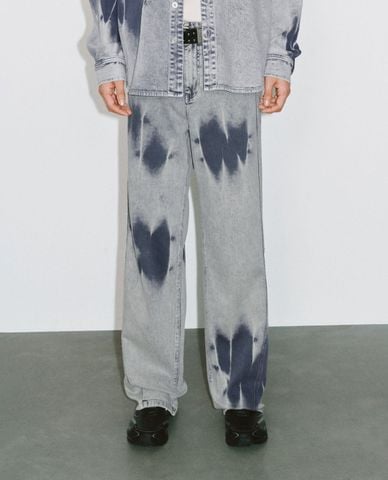  URBAN REVIVO - Quần jeans nam ống rộng cá tính 