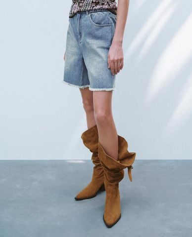  URBAN REVIVO - Quần short jeans nữ ống rộng Leisure 