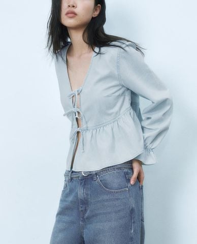  URBAN REVIVO - Áo kiểu nữ tay dài cách điệu 