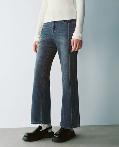  URBAN REVIVO - Quần jeans nữ ống loe cá tính 