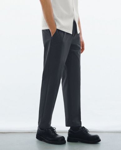  URBAN REVIVO - Quần nam ống đứng trẻ trung Tailored 