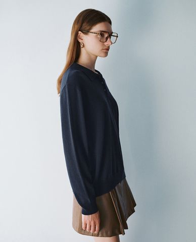  URBAN REVIVO - Áo dệt kim nữ cổ bẻ tay dài Button Half Placket Loose 