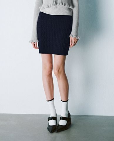  URBAN REVIVO - Chân váy phom ôm mini thời thượng 