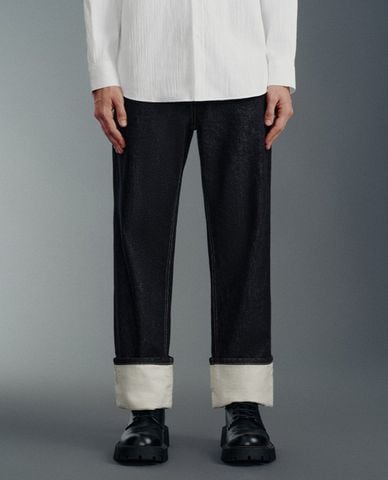  URBAN REVIVO - Quần jeans nam ống đứng xắn gấu Rolled Up Hem Straight 