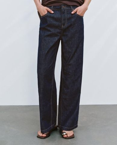  URBAN REVIVO - Quần jeans nữ ống đứng thanh lịch 