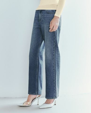  URBAN REVIVO - Quần jeans nữ ống đứng thời thượng 