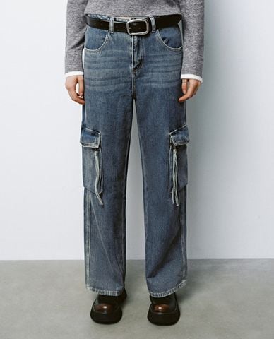  URBAN REVIVO - Quần jeans nữ ống đứng túi hộp 