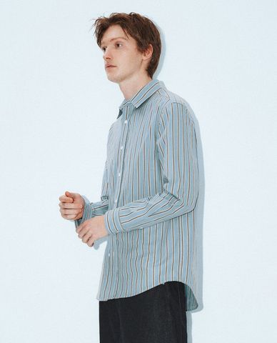  URBAN REVIVO - Áo sơ mi nam cổ bẻ tay dài kẻ sọc 