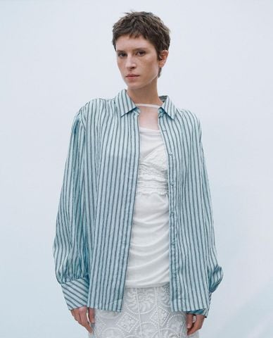  URBAN REVIVO - Áo sơ mi nữ tay dài kẻ sọc 