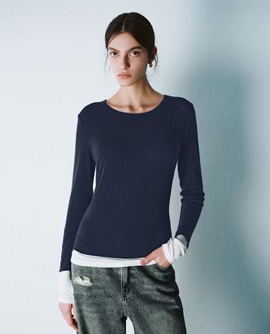  URBAN REVIVO - Áo thun nữ cổ tròn tay dài phom ôm 