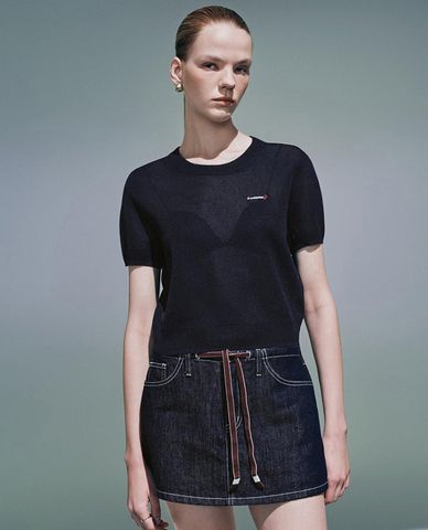  URBAN REVIVO - Áo dệt kim nữ cổ tròn tay ngắn 